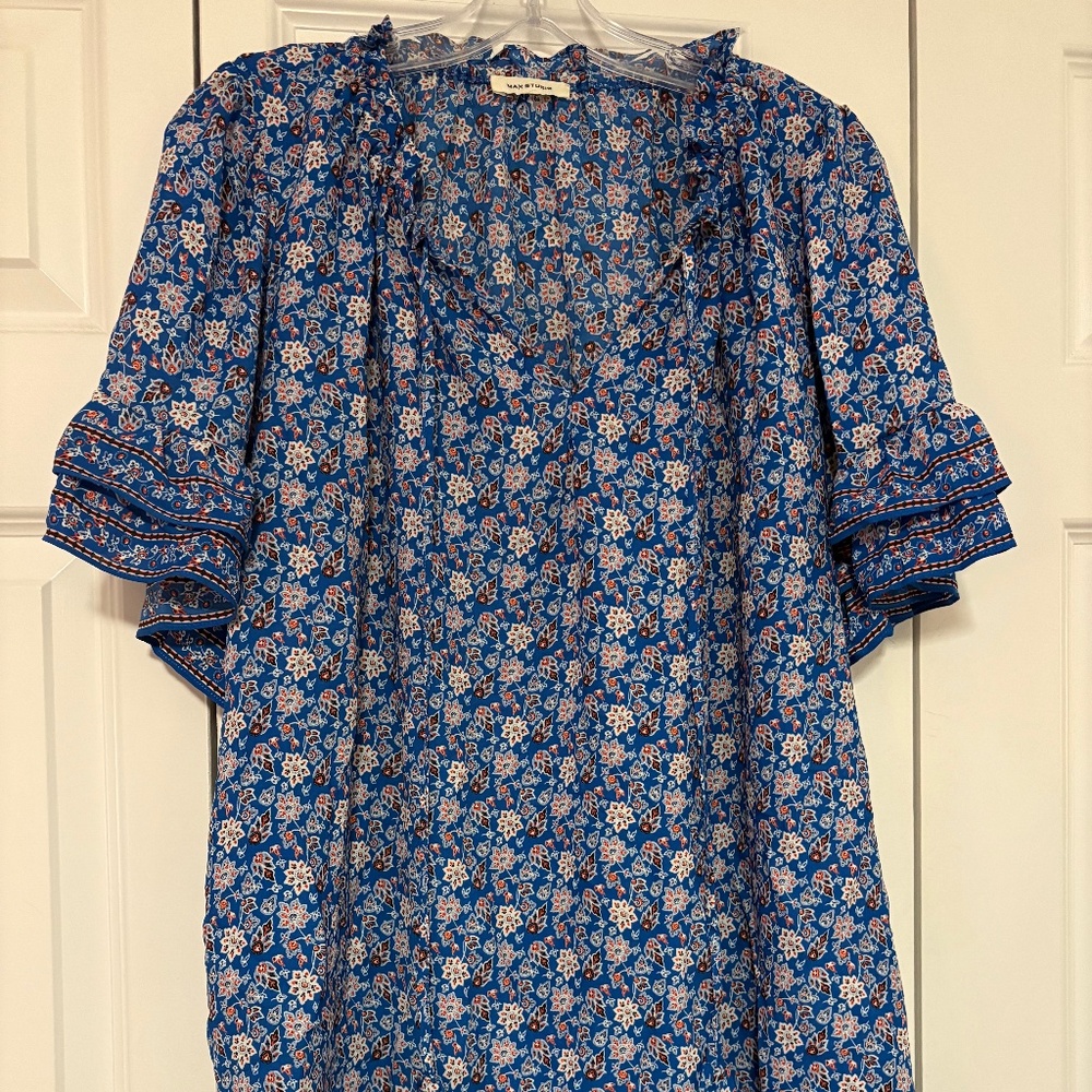 Max Studio Blue, Red, and White Short-Sleeve Size 2XL Top